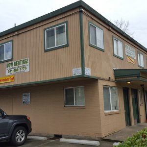 Large 1 Bedroom/ 1 Bathroom