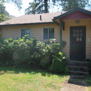3 Bedrooms/2 Bathrooms